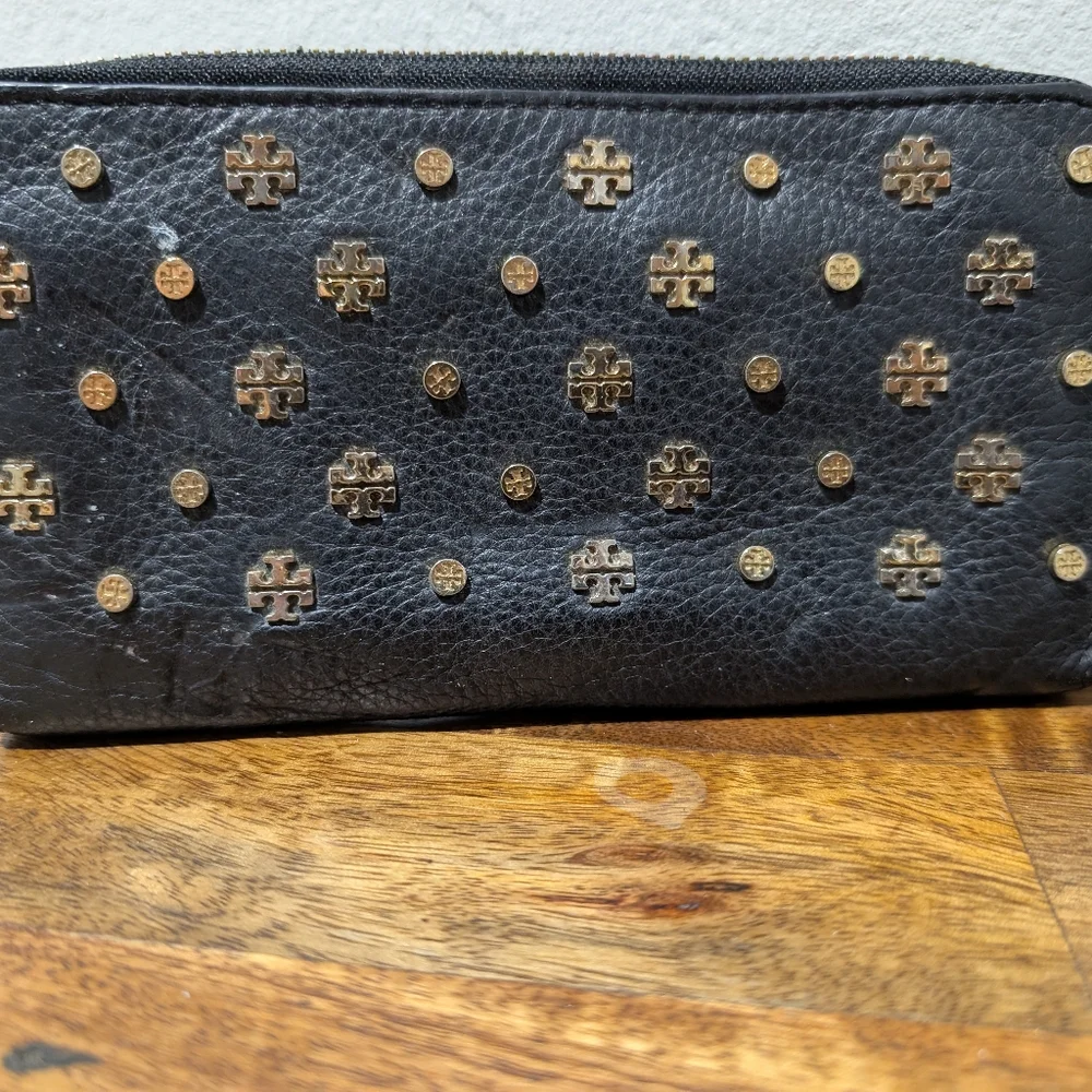 RARE Tory Burch rare black leather with‎ gold logos & studs wallet